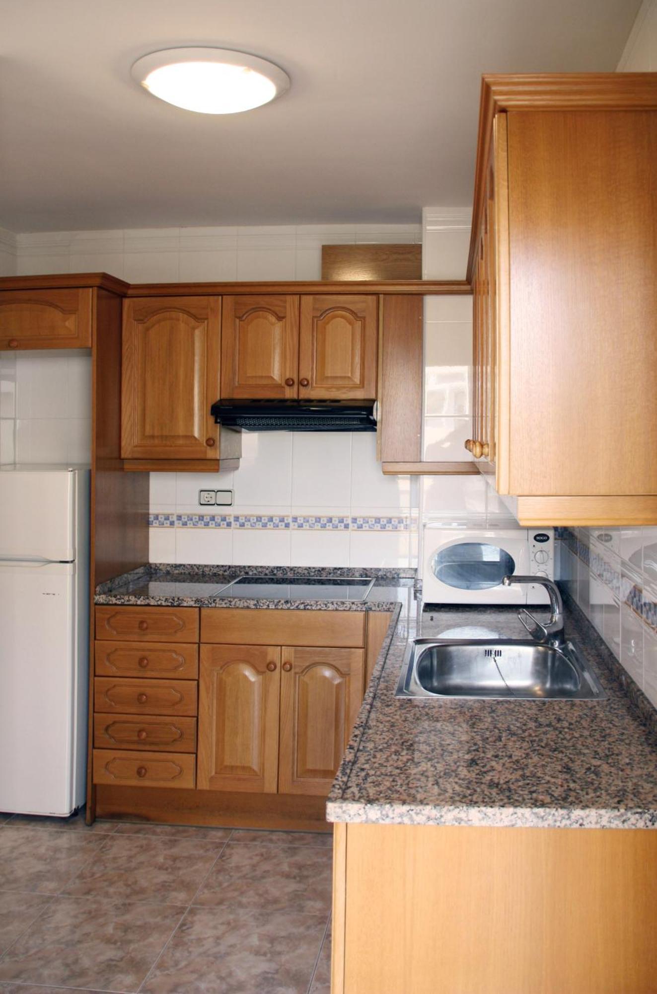 Apartamentos Imperial Салоу Экстерьер фото