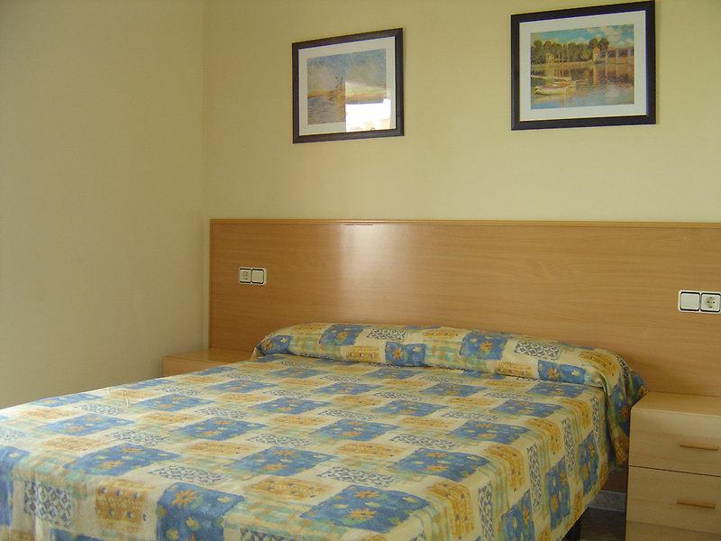 Apartamentos Imperial Салоу Экстерьер фото